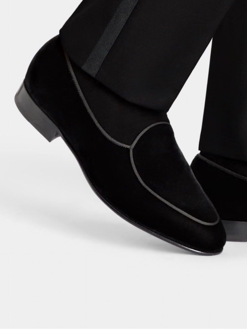 Suitsupply Black Velvet Slip-On Loafers with Contrast Piping